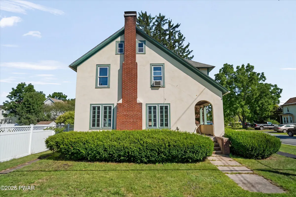 210 Avenue H, Matamoras, PA 18336 - #1