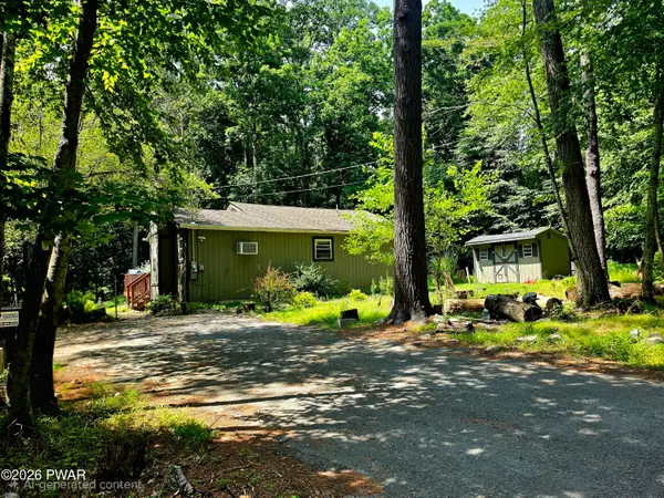 100 Iroquis Trail, Dingmans Ferry, PA 18328