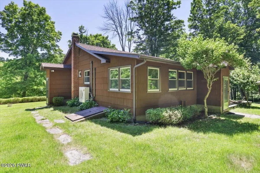 1187 Pa-590, Lackawaxen, PA 18435 - #2