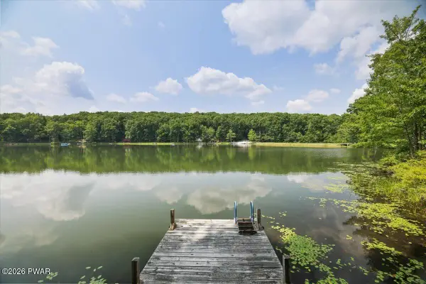 258 Florence Trail, Hawley, PA 18428