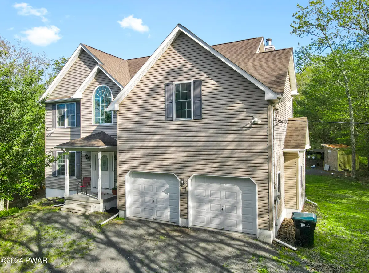100 Teak Lane, Dingmans Ferry, PA 18328 - #1