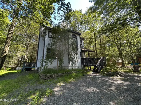 311 N Gate Road, Lake Ariel, PA 18436