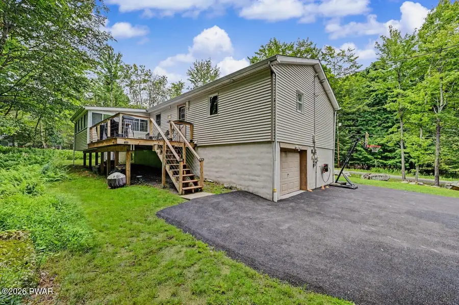 4 Rockway Court, Lake Ariel, PA 18436 - #2