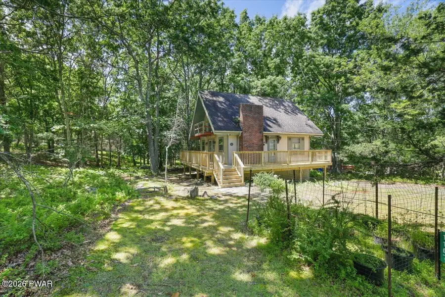 1107 Grouse Court, Bushkill, PA 18324 - #3