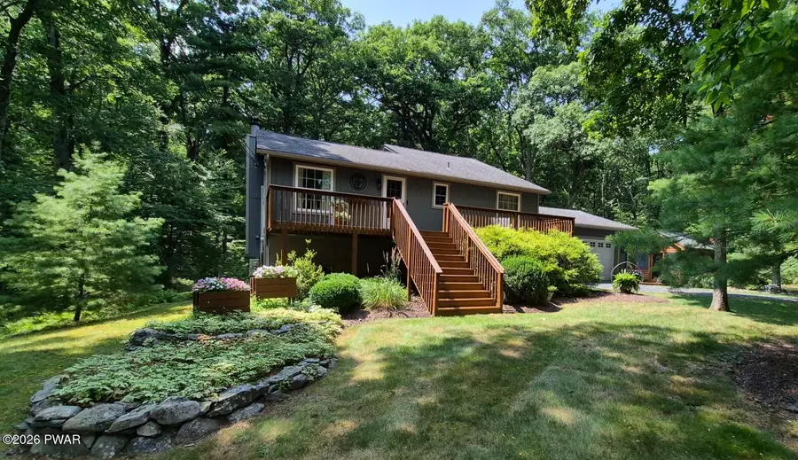 139 Pocono Circle Drive W, Dingmans Ferry, PA 18328 - #2