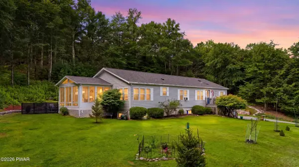 50 Woodland Drive, Beach Lake, PA 18405