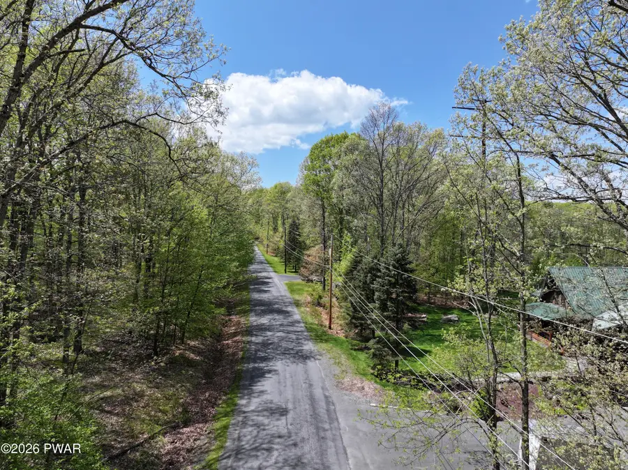 1353 Dewberry Drive, Hawley, PA 18428 - #2