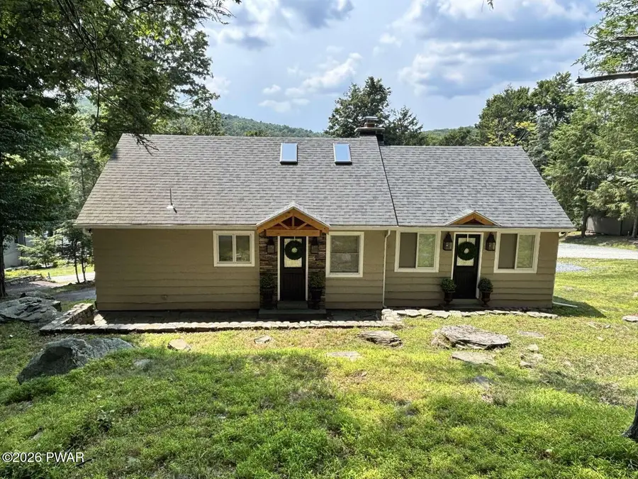 106 Bent Road, Greentown, PA 18426 - #2
