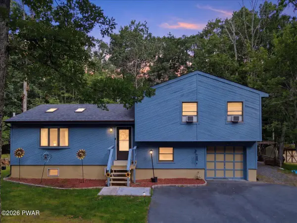 235 Oak Hill Road, Hawley, PA 18428