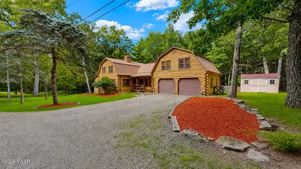 112 Pawnee Road, Shohola, PA 18458