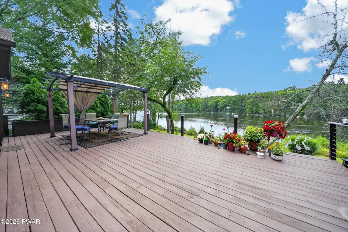 806 Widgeon Court, Lords Valley, PA 18428 - #1