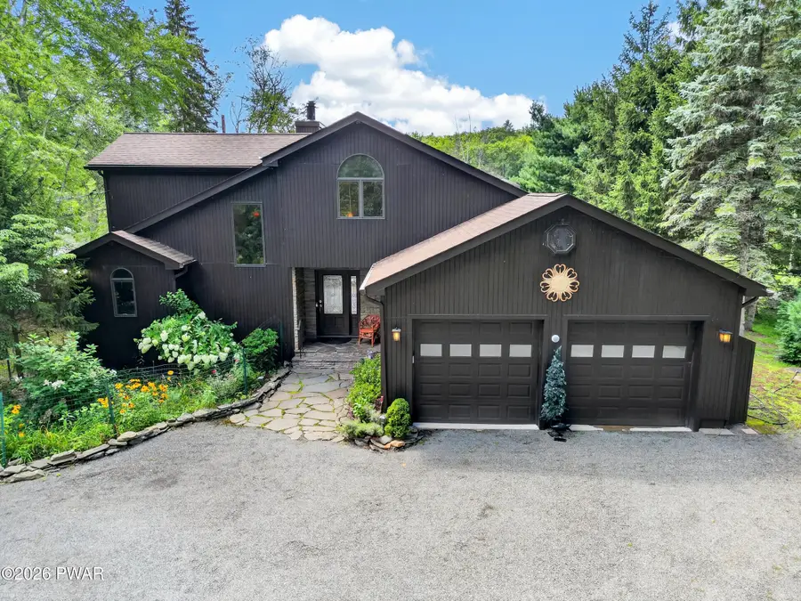 806 Widgeon Court, Lords Valley, PA 18428 - #2