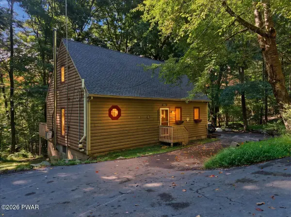 126 Winterberry Drive, Milford, PA 18337