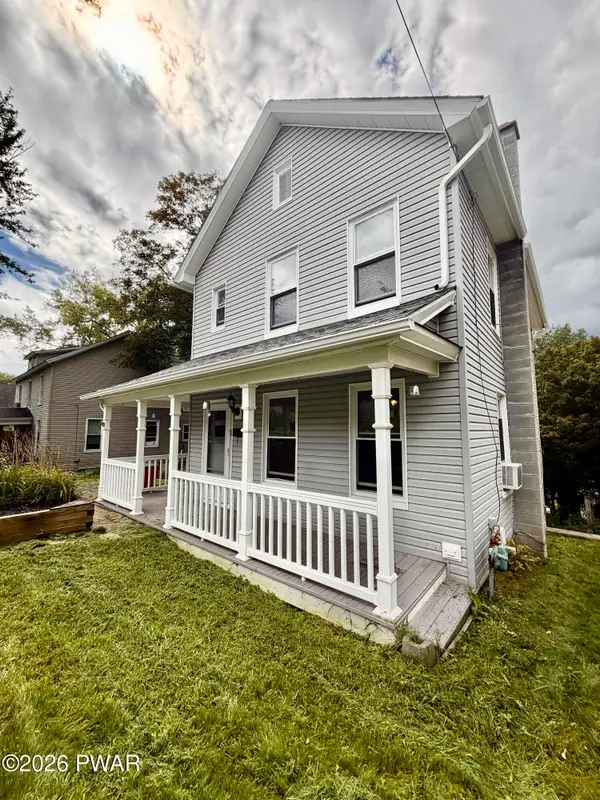 53 Grove Street, Carbondale, PA 18407