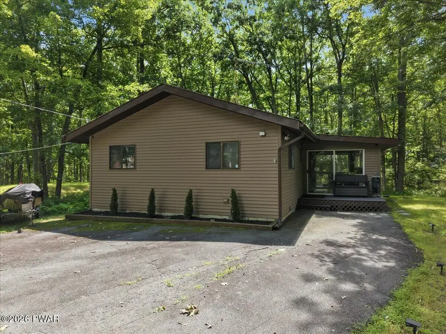 808 Hoover Court, Lords Valley, PA 18428 - #2