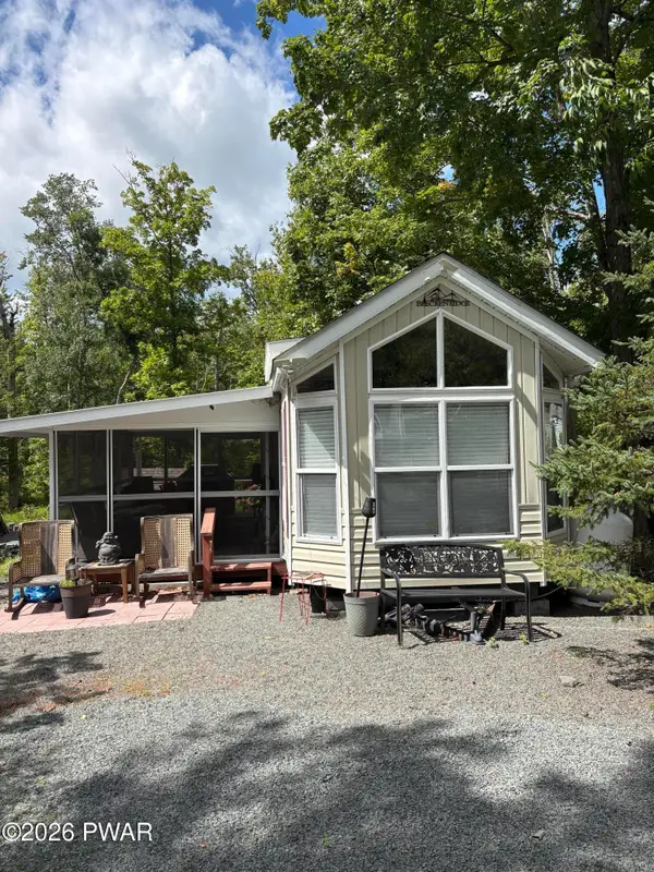 122 Maple Forest Drive, Milford, PA 18337