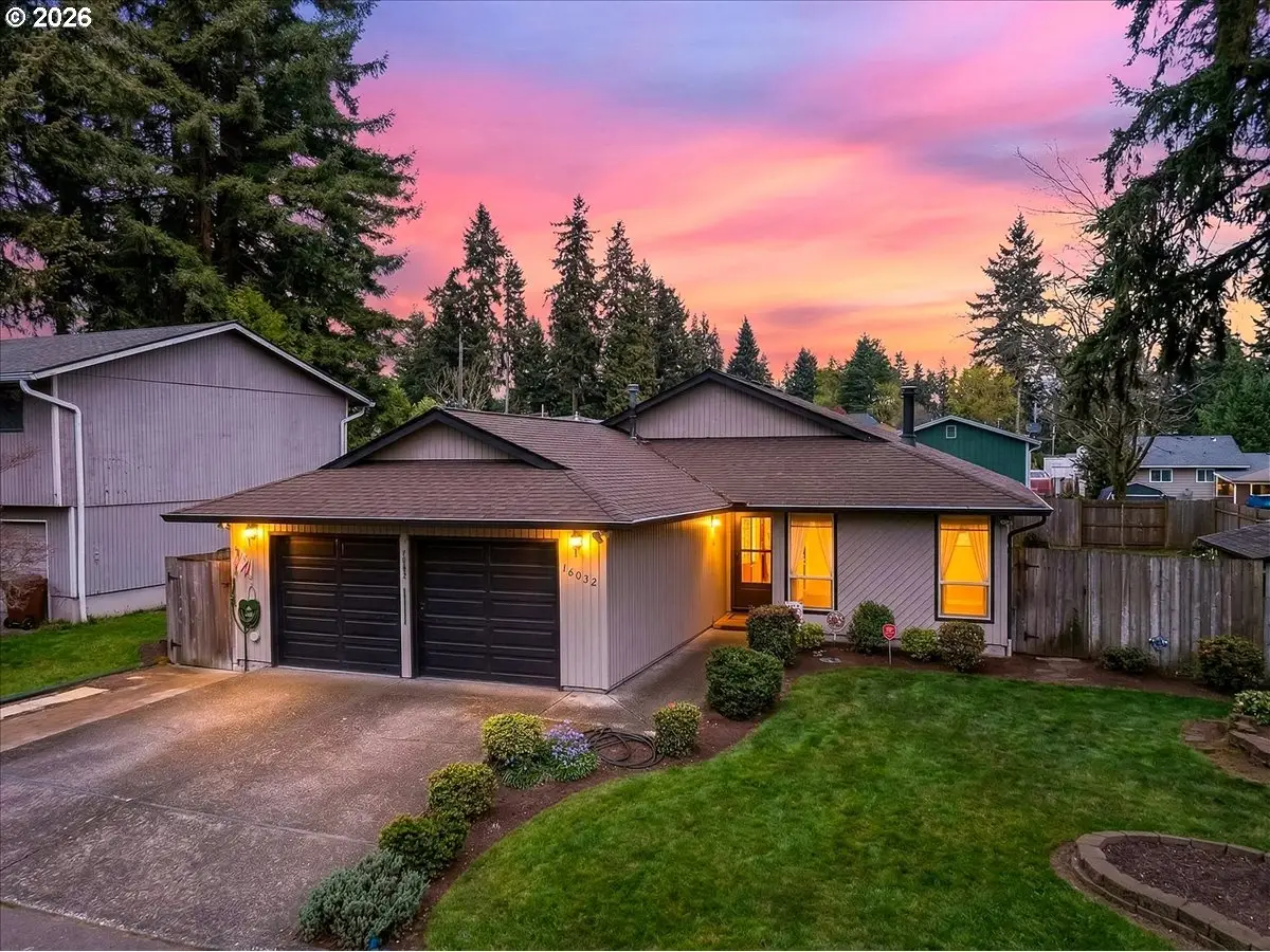 16033 SE Rickshire Ln, Milwaukie, OR 97267 - #1