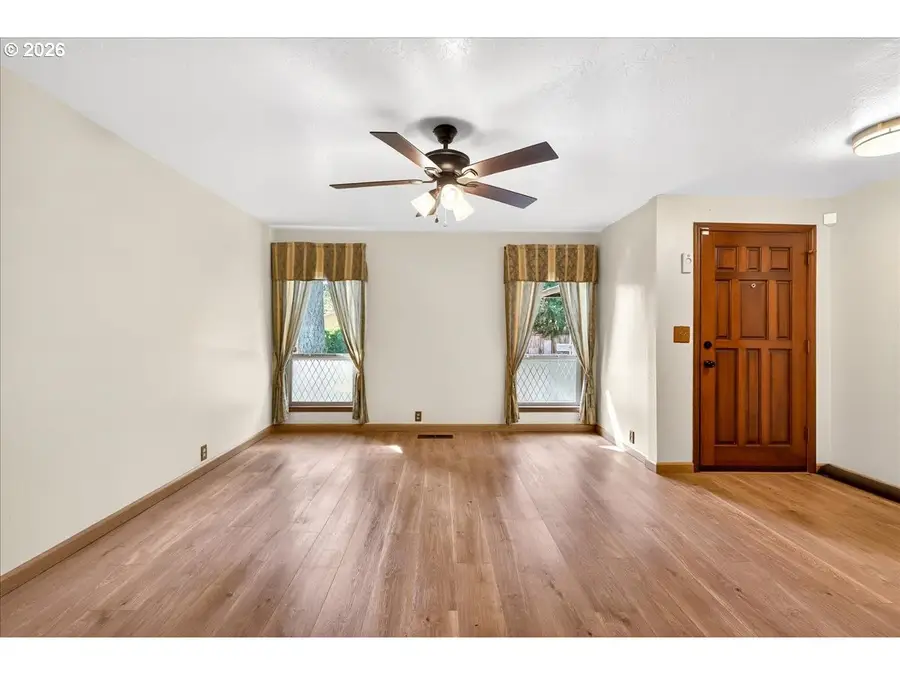 16033 SE Rickshire Ln, Milwaukie, OR 97267 - #2