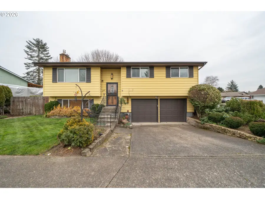 2200 NE Liberty Ave, Gresham, OR 97030 - Image #2