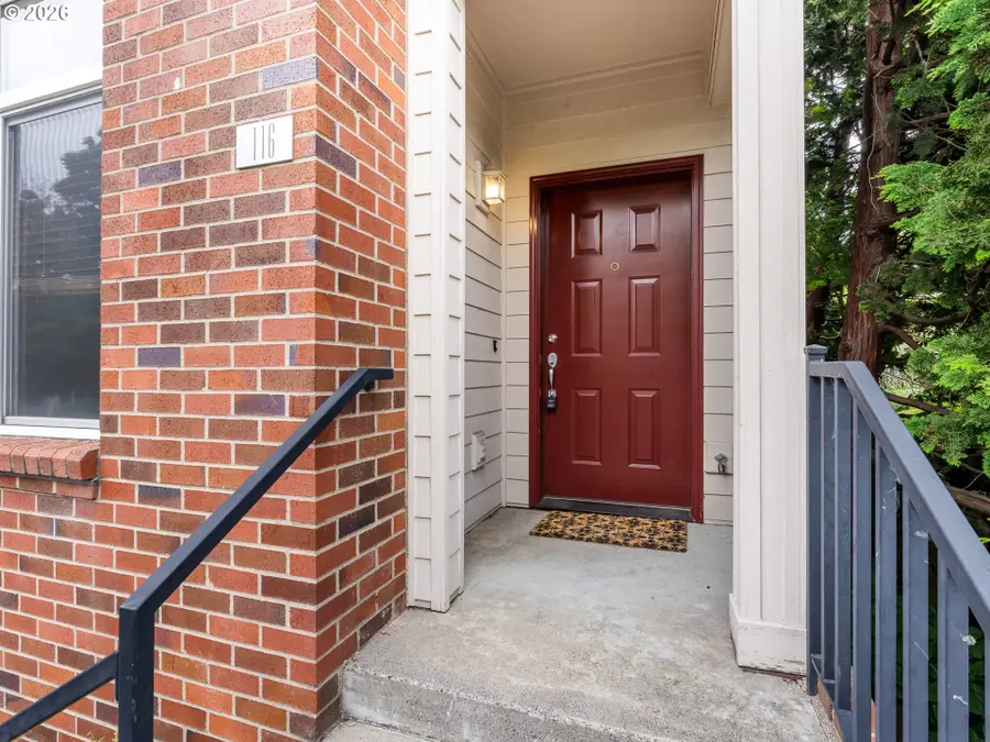116 W 24th St, Vancouver, WA 98660 - #2