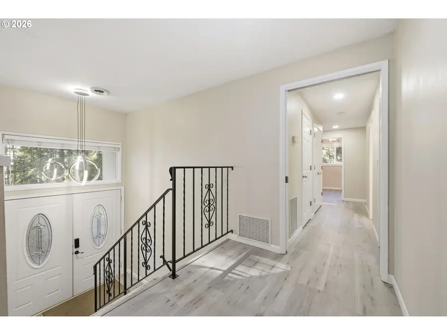 85217 Winding Way, Pleasant Hill, OR 97455 - #3