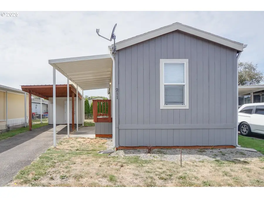 300 SW 7th Ave #211, Battle Ground, WA 98604 - Image #2