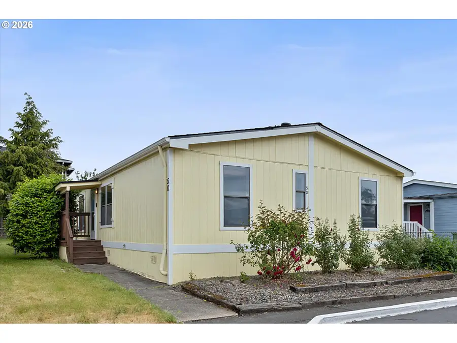 301 E Columbia Dr #50, Newberg, OR 97132 - #2