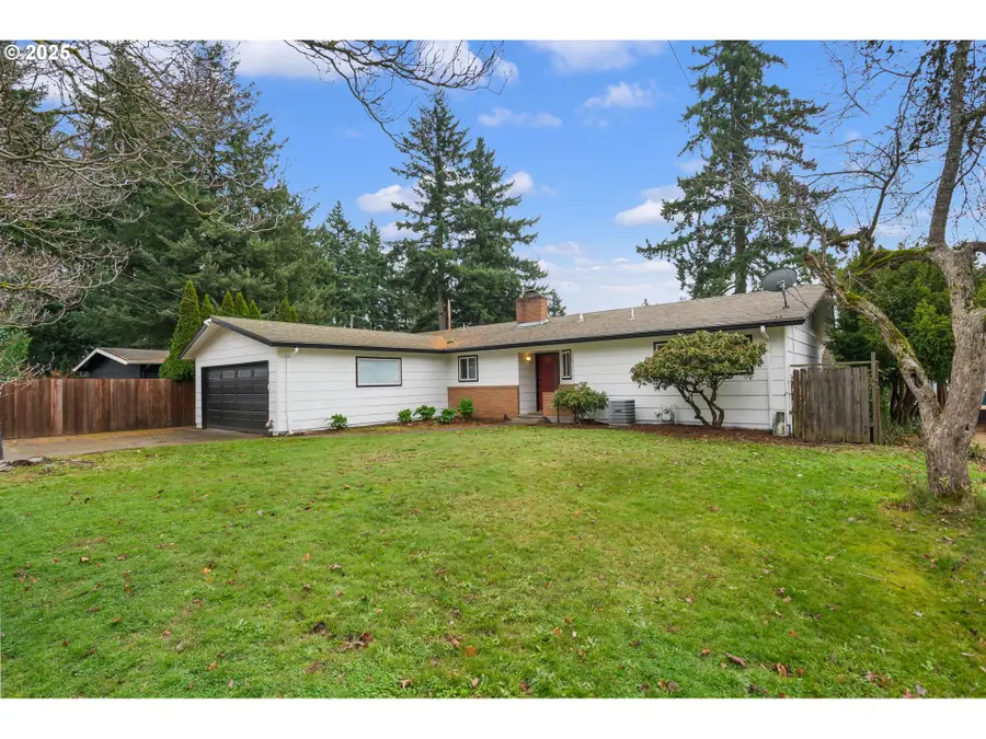 11010 SE Salmon St, Portland, OR 97216 - Image #2