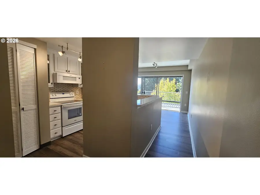 701 Columbia St #404, Vancouver, WA 98660 - #3