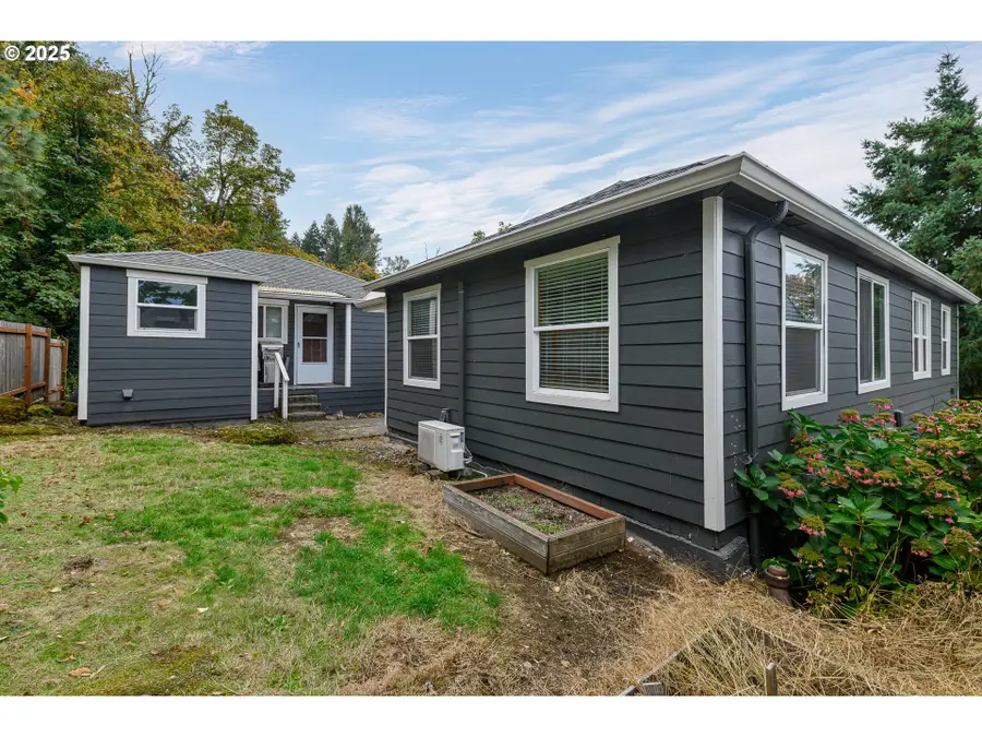 114 S John Adams St, Oregon City, OR 97045 - Image #2