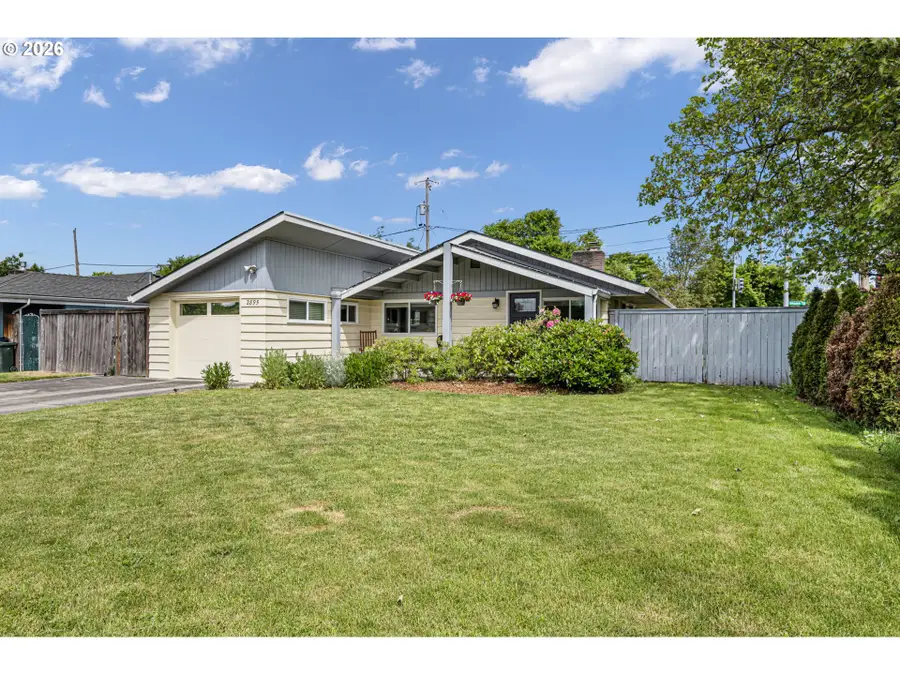 2895 Ferry St, Eugene, OR 97405 - #3
