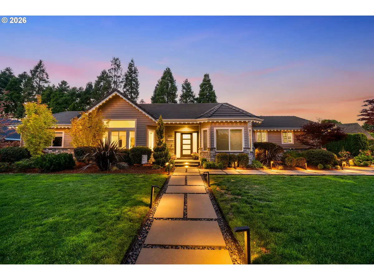 673 Shoreline Way, Eugene, OR 97401 - #1