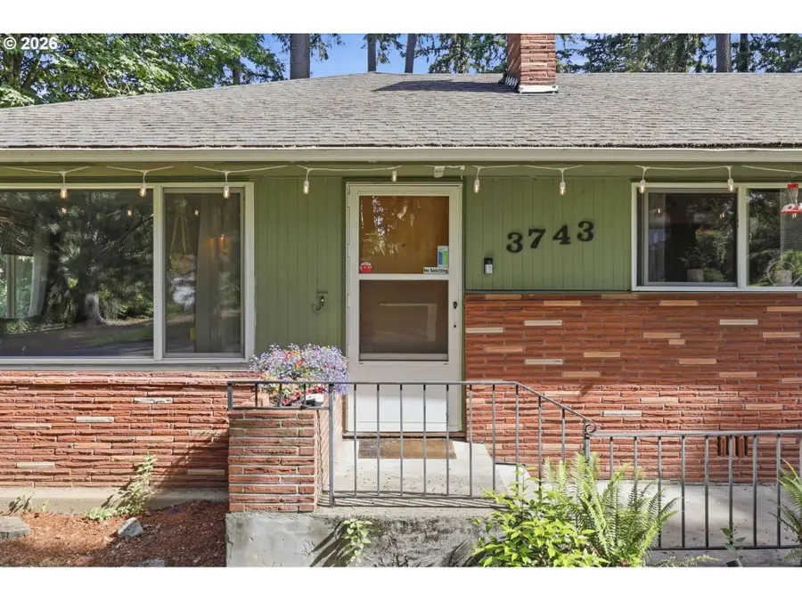 3743 SE Hager Ln, Milwaukie, OR 97267 - #2