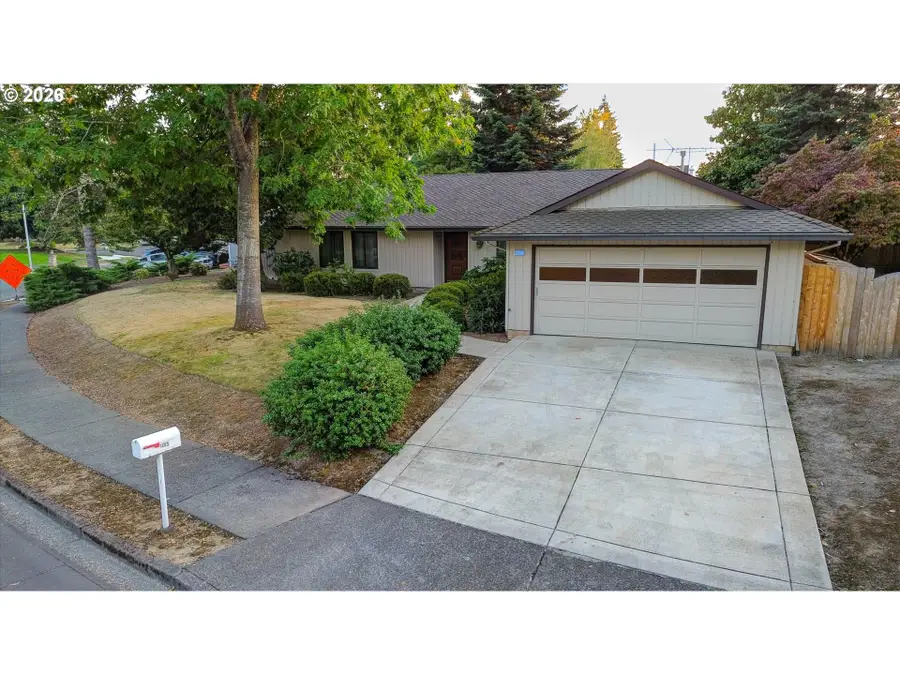 4605 NW Owyhee Ct, Portland, OR 97229 - #3