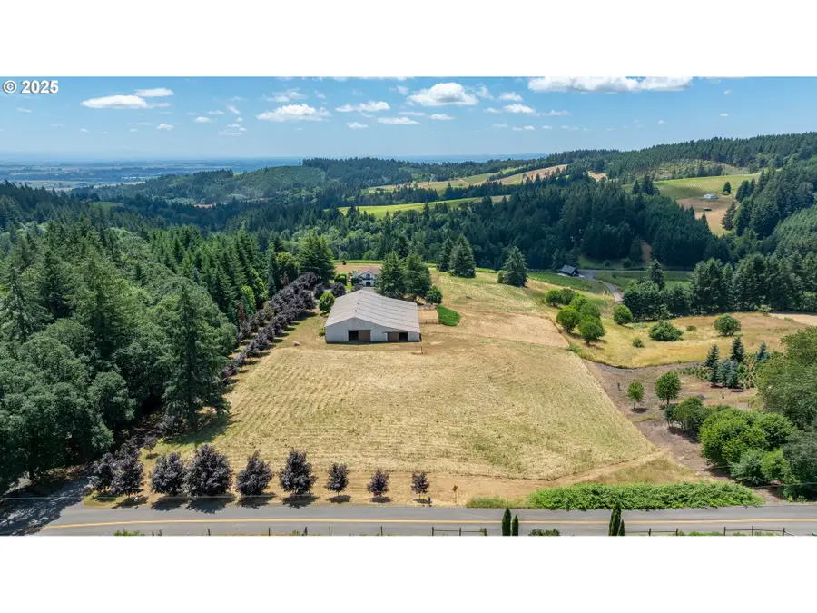 17120 NE Fairview Dr, Dundee, OR 97115 - Image #2