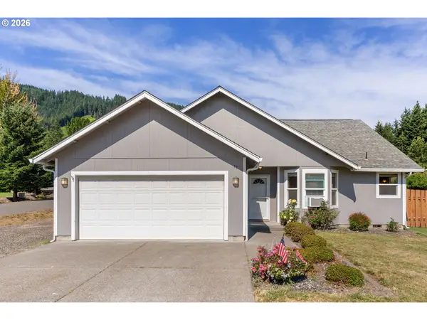 11 Timber Pl, Carson, WA 98610