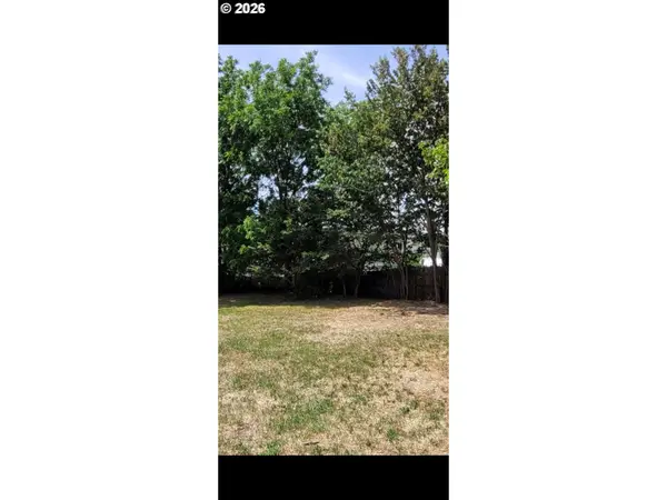 3189 E N Ave, LaGrande, OR 97850