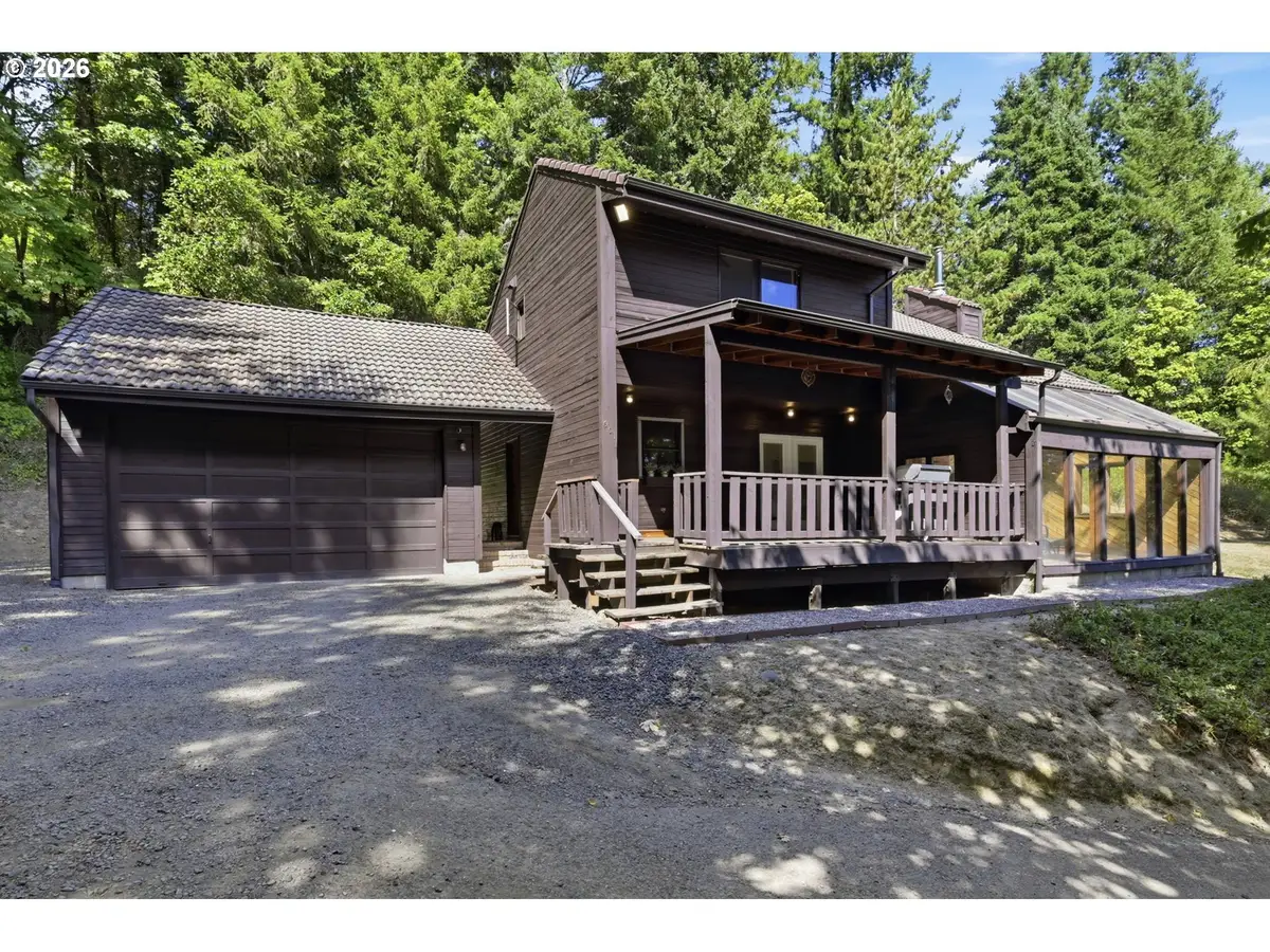601 N 2nd St, Drain, OR 97435 - #1