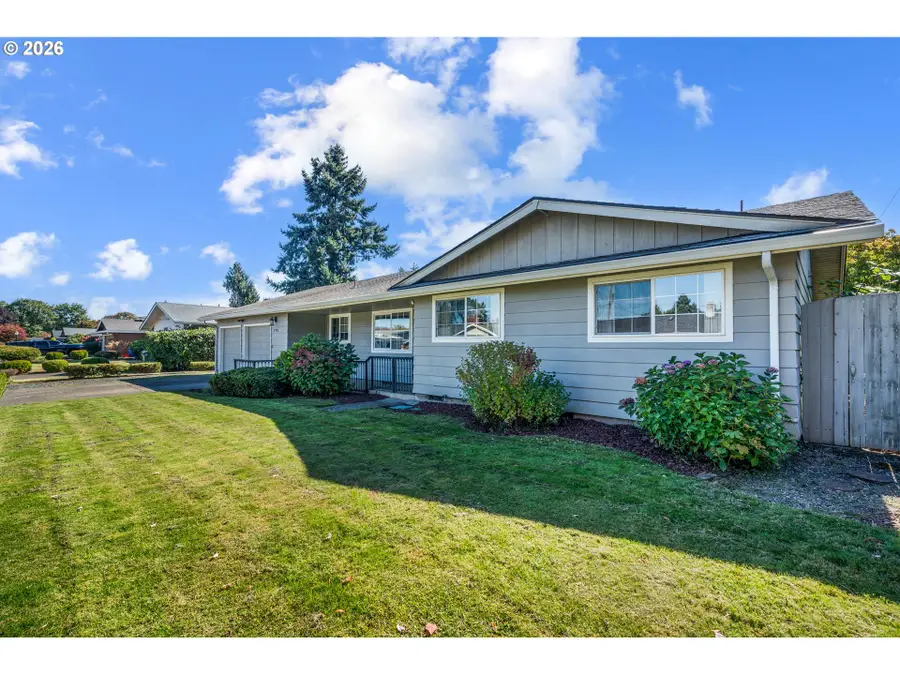 276 Knight Ave, Eugene, OR 97404 - #2