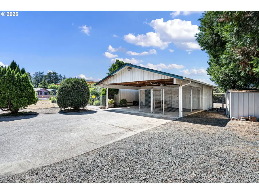 1740 Pritchett Pl, Cottage Grove, OR 97424 - #2