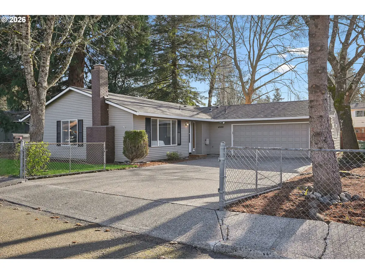 4526 SE Rhodesa St, Milwaukie, OR 97222 - Image #1
