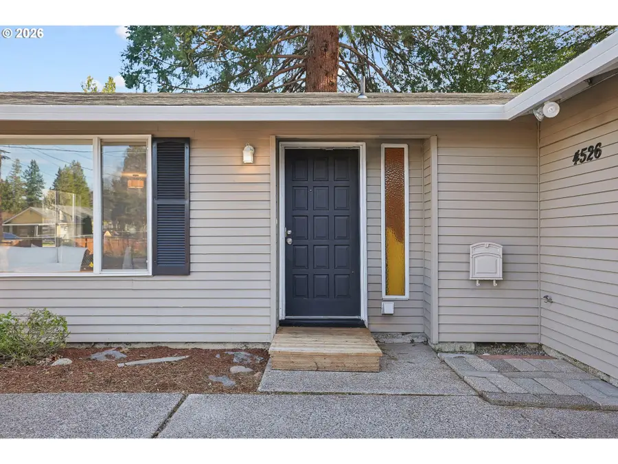 4526 SE Rhodesa St, Milwaukie, OR 97222 - Image #3