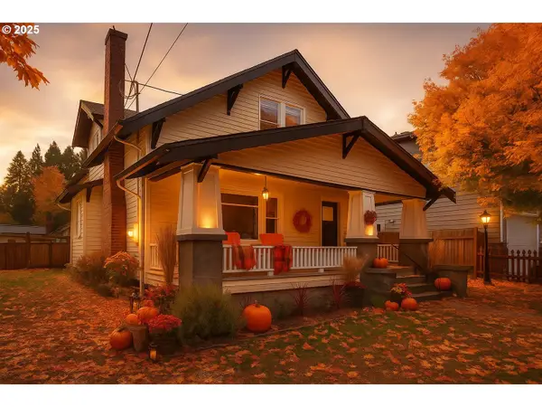 475 E Arlington St, Gladstone, OR 97027