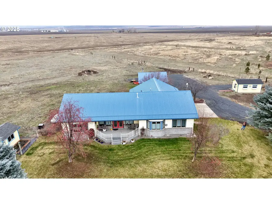 15843 Hunt Mountain Ln, Baker City, OR 97814 - Image #2