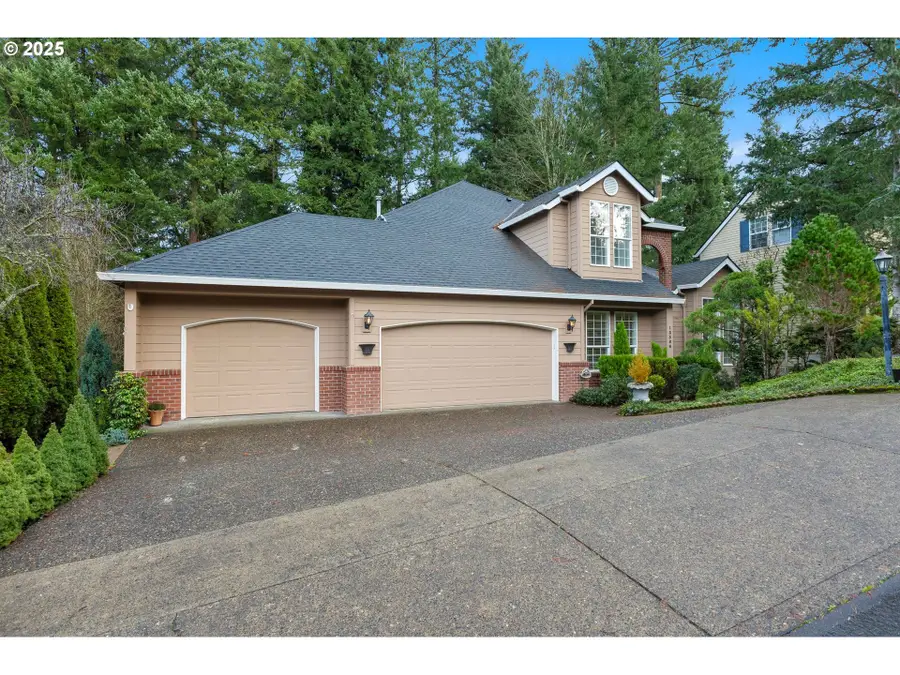 13386 SW Hillshire Dr, Tigard, OR 97223 - Image #2