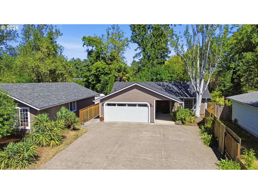 885 Randall St, Eugene, OR 97401 - #2