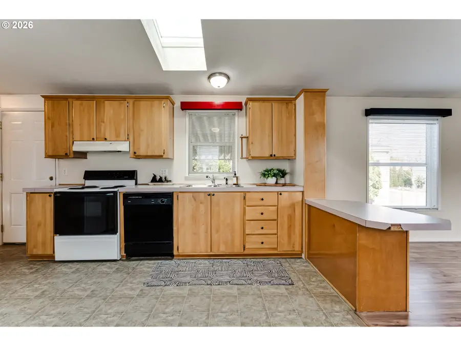 1699 N Terry St, Eugene, OR 97402 - #3