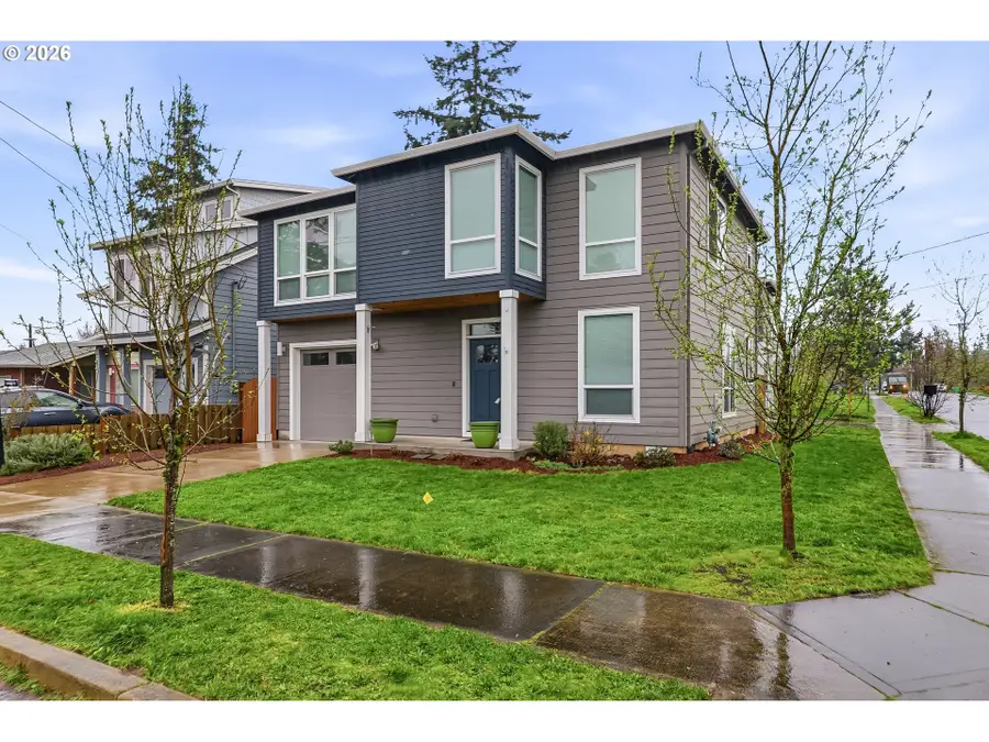 8209 SE 69th Ave, Portland, OR 97206 - #2