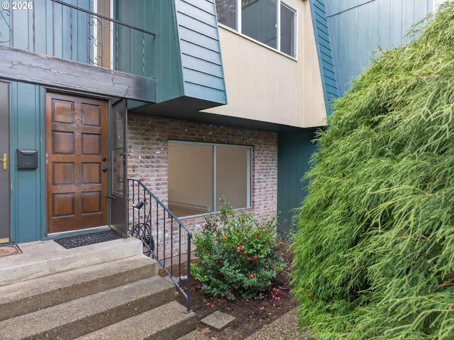 312 SE 133rd Ave, Portland, OR 97233 - #3