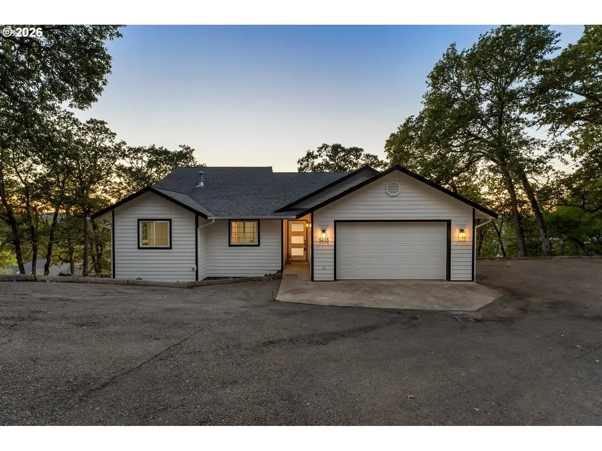 1485 SE Parkwood Dr, Roseburg, OR 97470 - #1